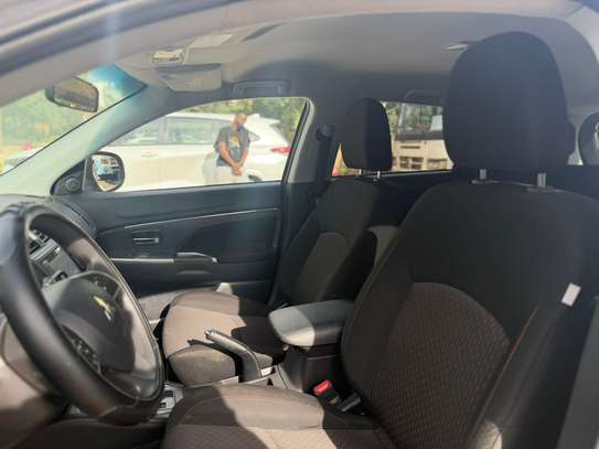 Mitsubishi outlander 2019 sport 2.0 image 9
