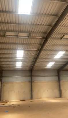 Hangar à louer diamniadio image 4