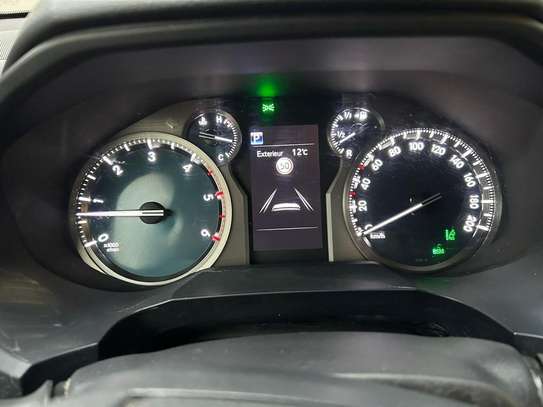 Toyota land cruiser prado image 6