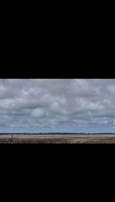 Terrains jumelés 627m2 lagune de Ndagane Campement image 6