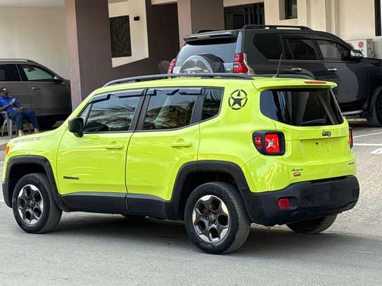 Jeep renagate image 8