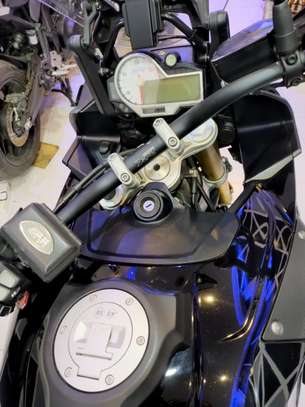 Bmw s1000 xr triple black image 2