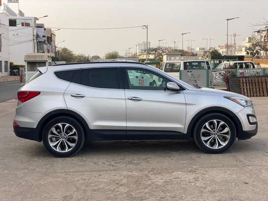 Hyundai Santafe venant full options 4 cylindres image 5