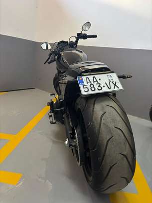 Harley davidson FXDR image 6