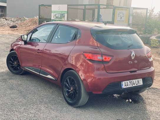 Renault clio image 9