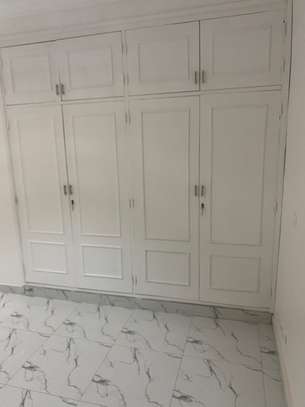 Magnifique duplex r+1 Keur gorgui disponible image 10