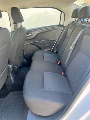 Citroen c-Elisee image 15