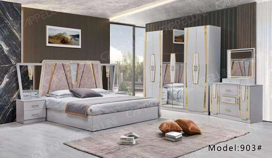 Chambre à coucher VIP mini image 10