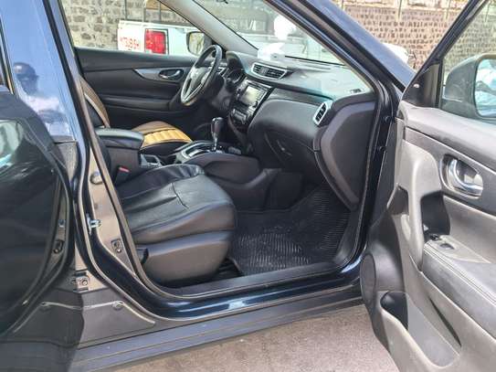 NISSAN ROGUE image 7