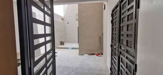 Villa R+2 (7 pièces) Cité Touba Renaissance image 10
