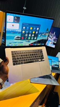 Promo ! Mac Pro 2019 - 16’pouce - i7/512/16 image 3