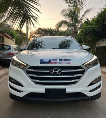 Hyundai tucson 2017 image 3