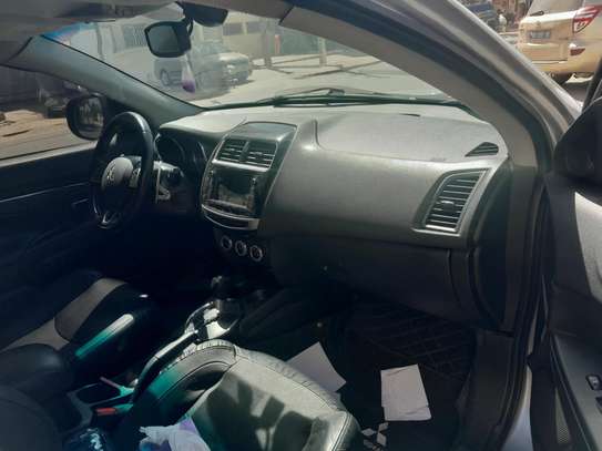 Mitsubishi image 3