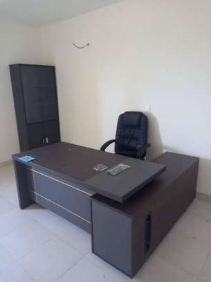 Table de bureau avec retour 1,60/1,80/2,00/2,40 image 4