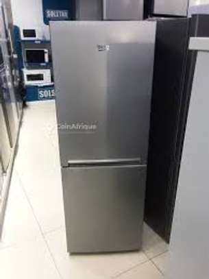 Réfrigérateur Beko rcsa240k20s combiné 3t image 2