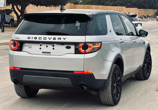 Range Rover discovery 2017 image 3