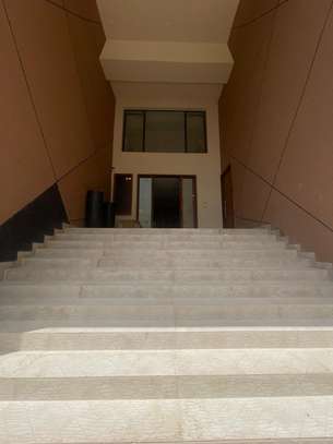 F4 Neuf et Moderne au point e image 14