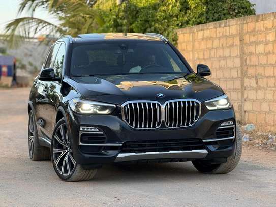 Bmw x5 2021 image 1