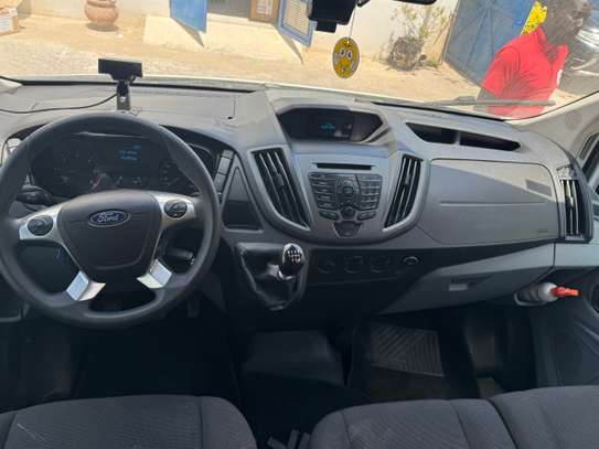 FORD TRANSIT image 4