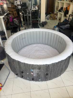 Jacuzzi Piscine image 2