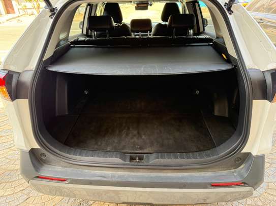 Rav4 image 3