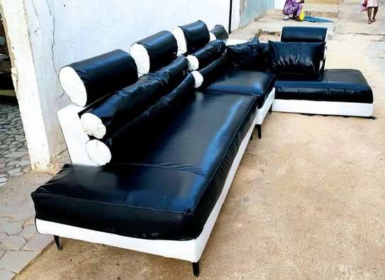 Canape 7 places italienne à bon état image 5