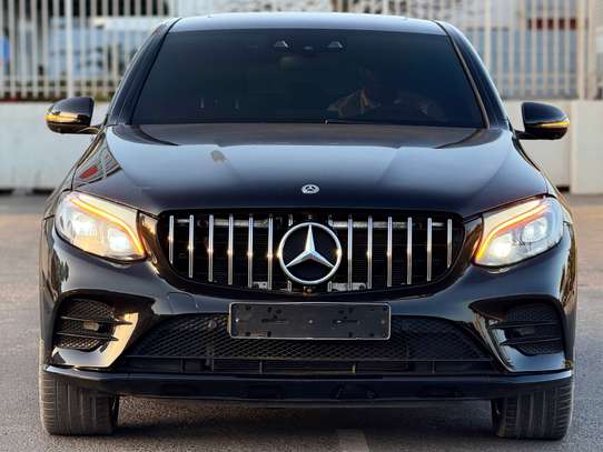 Mercedes glc 43 image 4