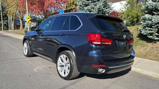 BMW X5 Luxury image 4