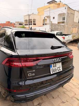 Audi Q8 2019 image 10