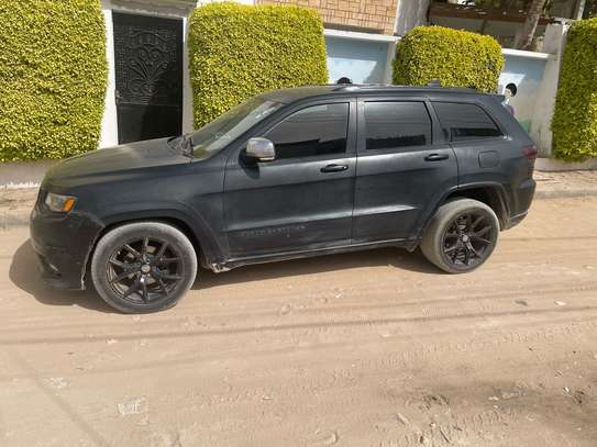 jeep grand cherockee image 3