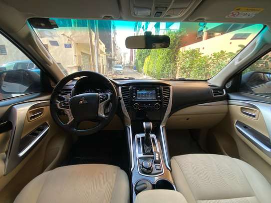 Mitsubishi 2019 montero sport image 7
