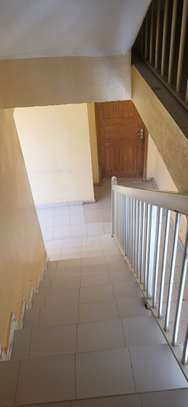 Studio a louer  Rufisque  cité Sipres image 4