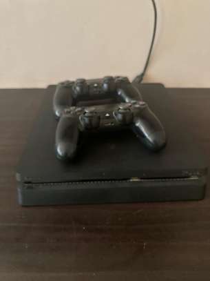 Playstation4 + 2manettes + chargeur + HDMI image 1