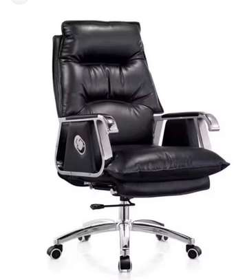 Fauteuil de bureau cuir noir ergonomique réglable image 1