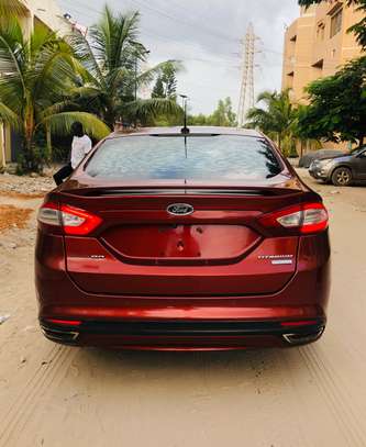 Ford fusion Titanium image 5