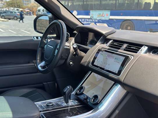 Range Rover sport 2020 image 8