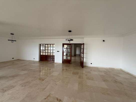 Appartement F4 à louer au Plateau image 3