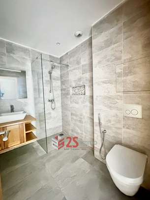 Duplex F4 à louer au Point E image 6
