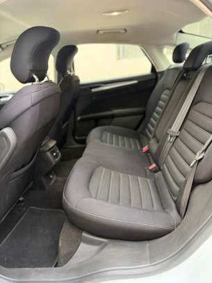 Ford fusion image 5