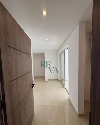 APPARTEMENT F4 À VENDRE À NGOR-ALMADIES image 2