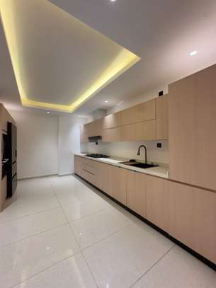 Appartement f5 à louer ngor image 3
