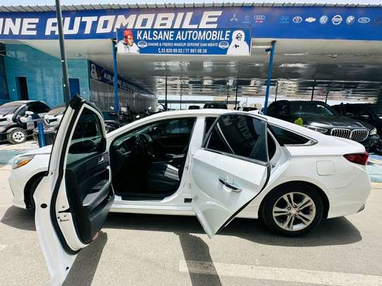 Hyundai sonata Année 2018 image 4