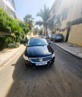 Volkswagen Passat 2012 image 2