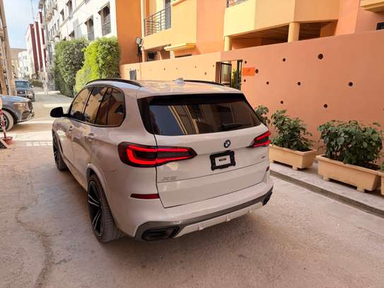 BMW X5 _2021 pack M image 8