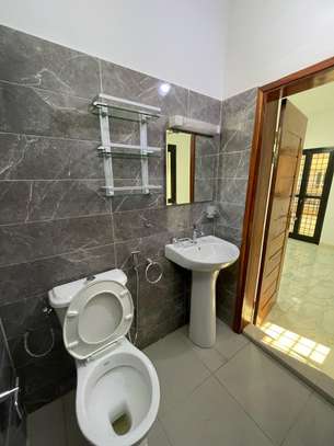 APPARTEMENT F4 A LOUER OUAKAM COMICO image 3