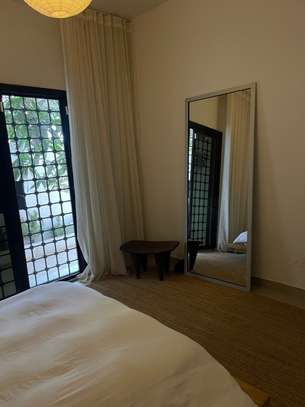 Appartement meublé rdc NGOR image 7