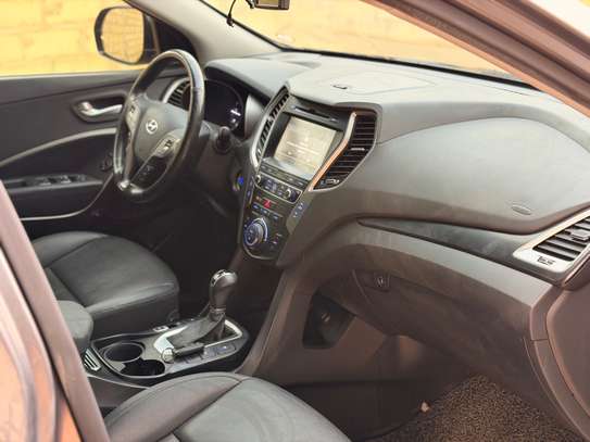 HYUNDAI SANTAFE DIESEL 2.0L 2017 image 8