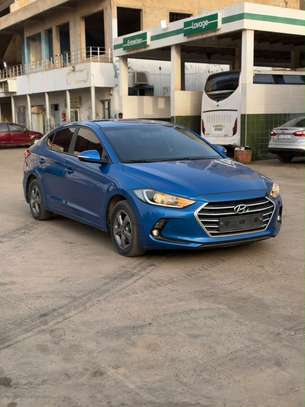 Hyundai AVANTE 2017 image 2