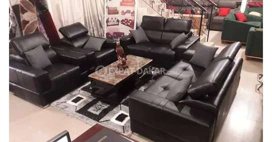 Salon 7 place en Semi cuire disponible comman minimum 7 image 6