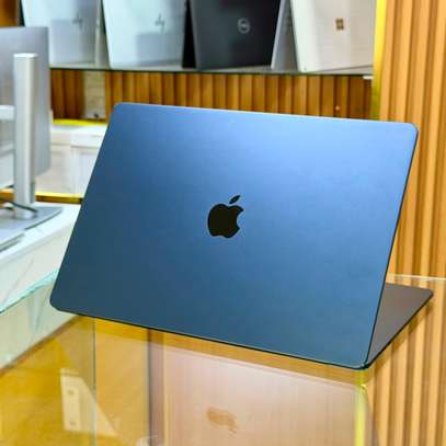 2025 Mac book Air Puce M4 de 15 Pouces image 6